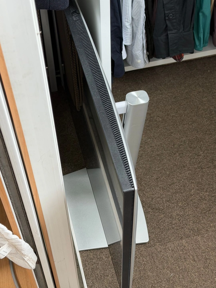 DELL U2725QE 2대 (1대 풀박스/ 1대 본체) 이미지