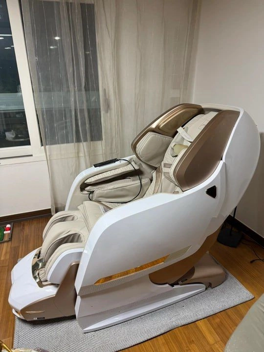 바디프랜드 팬텀 메디컬 안마의자 bfr-m8080 이미지