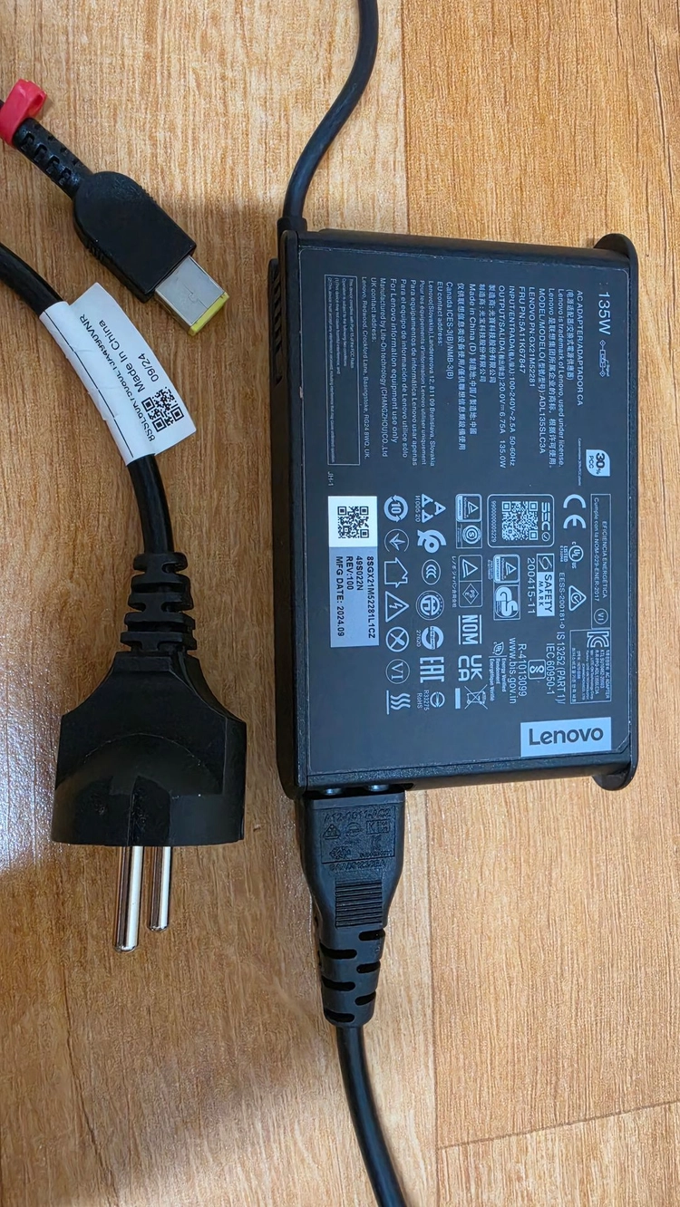 [판매] 2024 Lenovo LOQ e 15IAX9E RTX 4050 / RAM 12GB / SSD 512GB 이미지