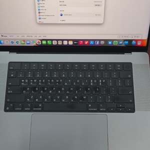 맥북 프로 16인치 M1 Max CPU 10코어 GPU 32코어 32GB 1TB 스페이스 블랙 판매합니다 이미지