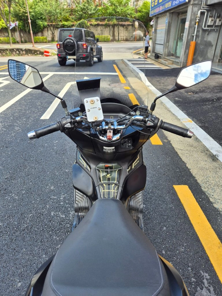 21년식 pcx125 abs 이미지