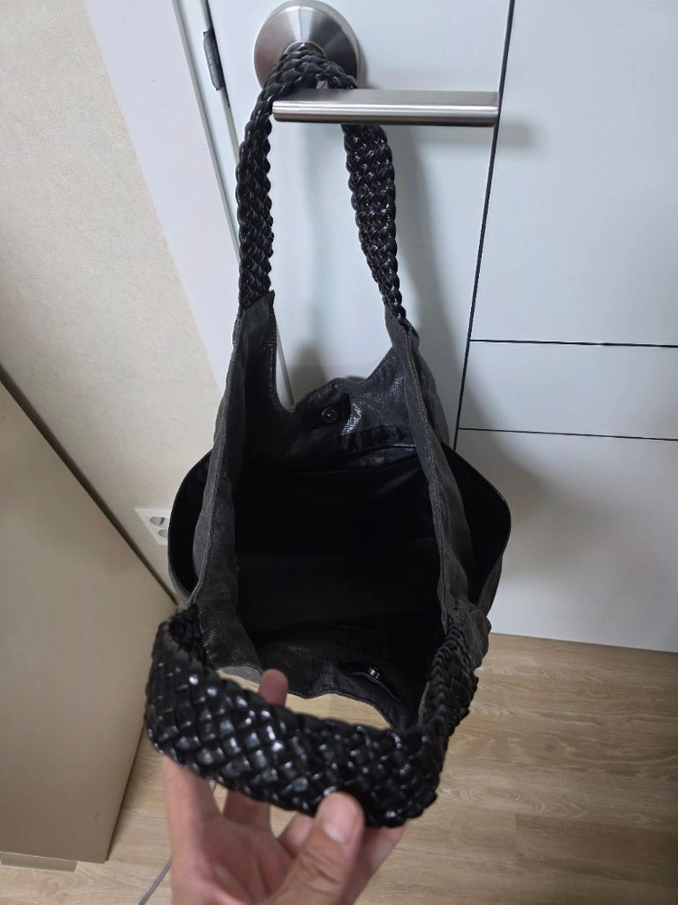톰보이 숄더 호보백 블랙 이미지