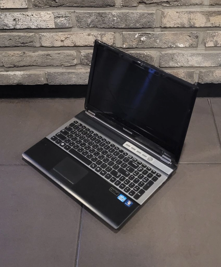삼성 i5/외장그래픽 풀셋 노트북 이미지