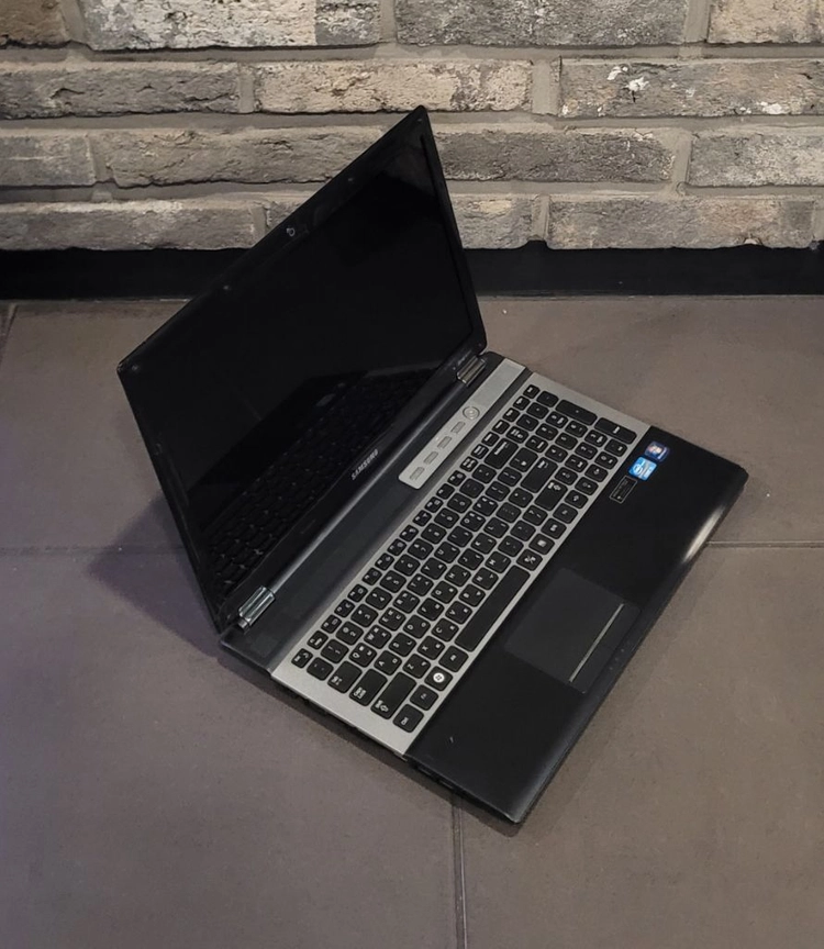 삼성 i5/외장그래픽 풀셋 노트북 이미지