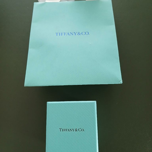 티파니 반지 케이스 이미지