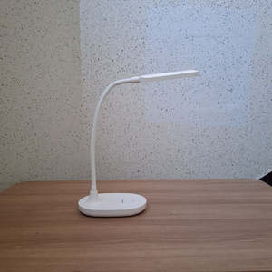 프리즘 LED 스탠드 PL-950WH/BK 판매합니다~~ 이미지
