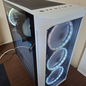 라이젠7 3700x rtx3070 게이밍 pc 데스크탑 컴퓨터 공랭 본체 처분!(윈도우 정품!) 서비스o 이미지