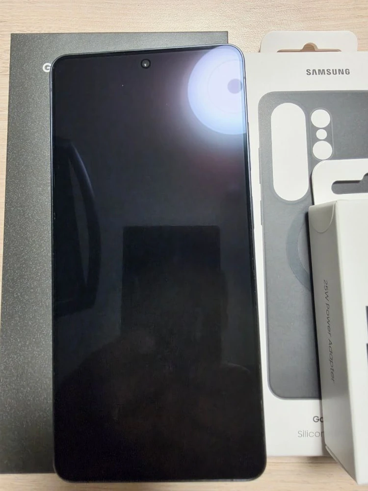 삼성 갤럭시 울트라 s26 1tb 16gb 팝니다. - 안심되는 중고거래