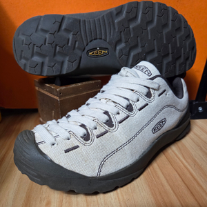 KEEN 킨 재스퍼 트레킹 워킹화(US8.5표기265 추천사이즈260) 이미지