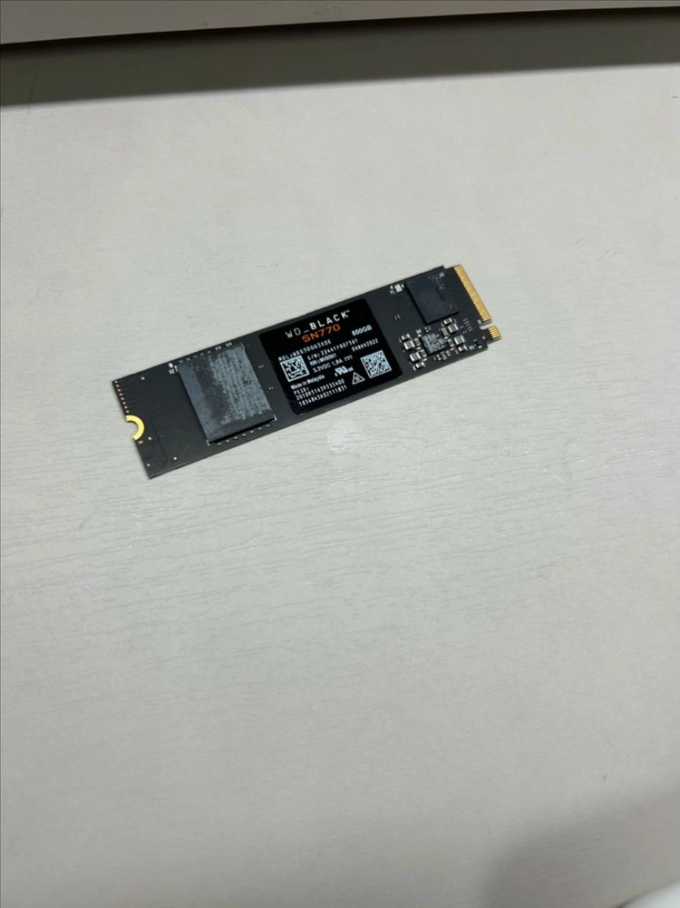 sn770 500gb nvme ssd (사용5시간) 이미지
