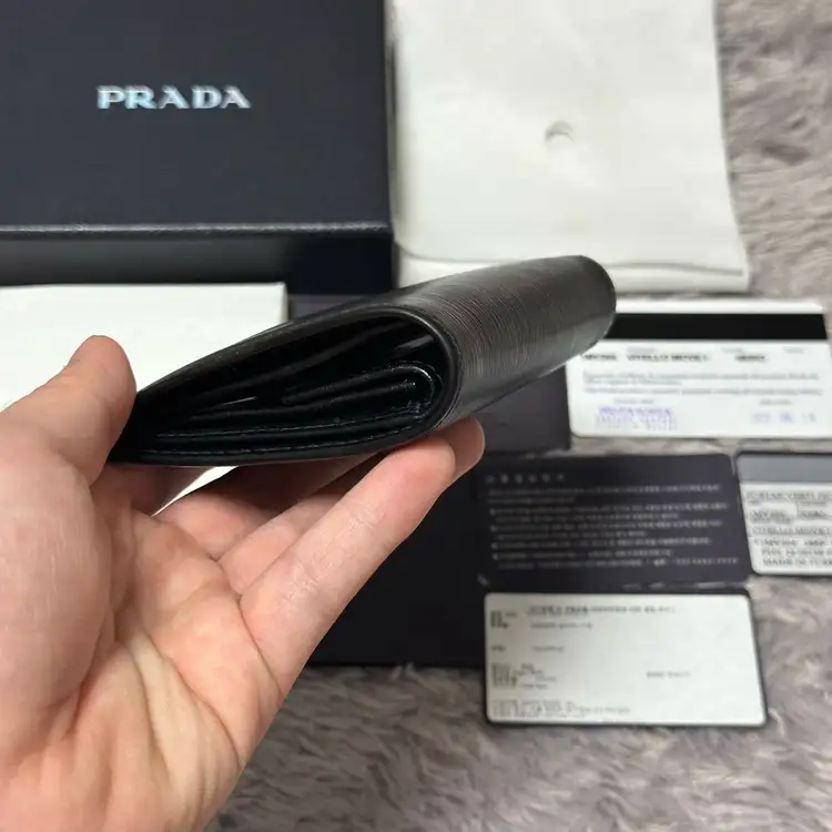 [풀구성] 프라다 사피아노 반지갑 블랙 이미지