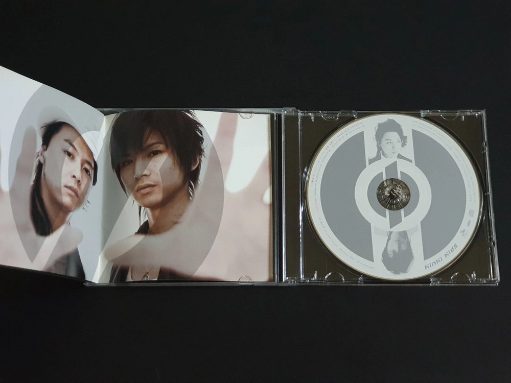 KinKi Kids 킨키키즈 10집 앨범 파이 음반 이미지