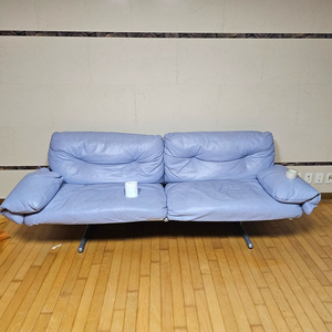 폴트로나 프라우 소파 Poltrona Frau Sofa 이미지