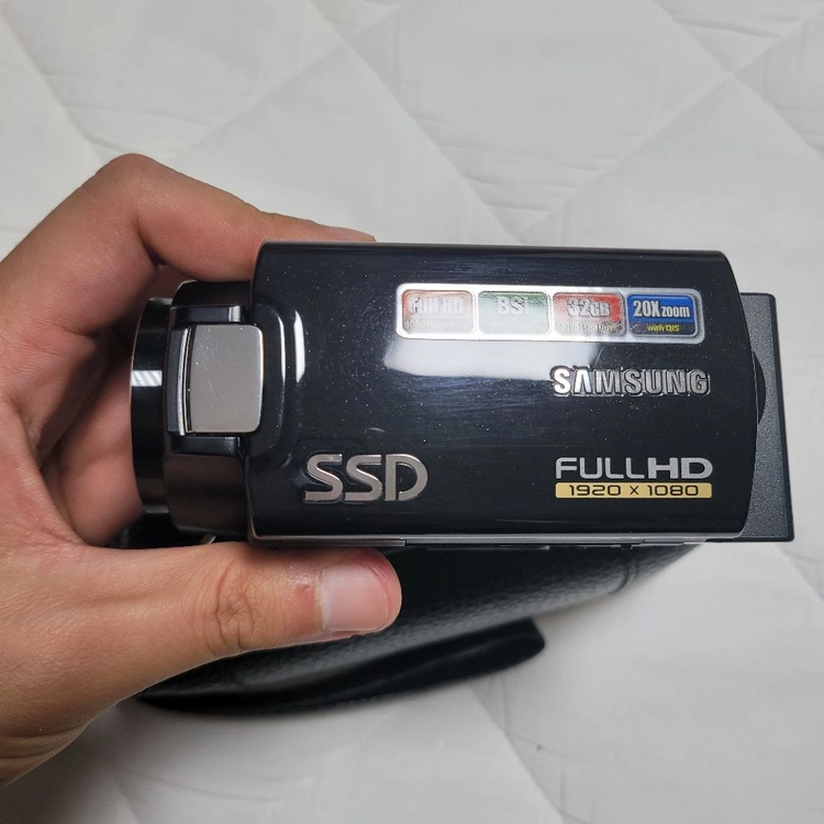 삼성 ssd HMX-H205BD 캠코더 이미지
