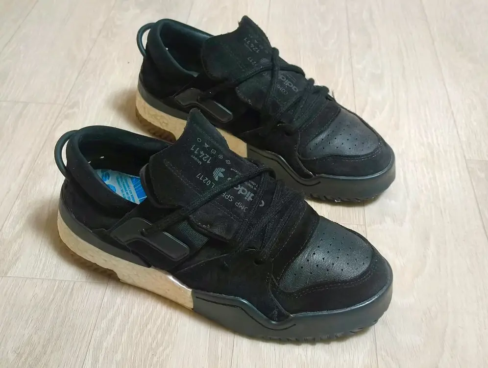 아디다스 x 알렉산더왕 AW B-Ball Core Black 이미지