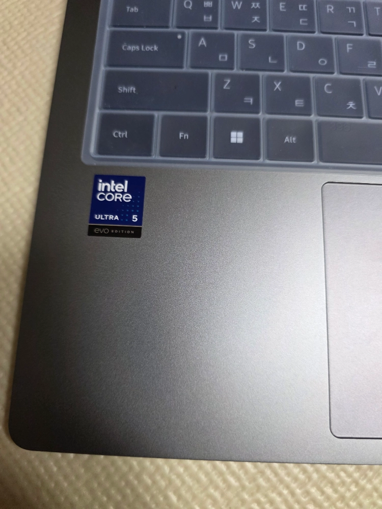 단순개봉 갤럭시 북5프로 14인치 노트북 울트라5 16램 SSD 512GB 이미지