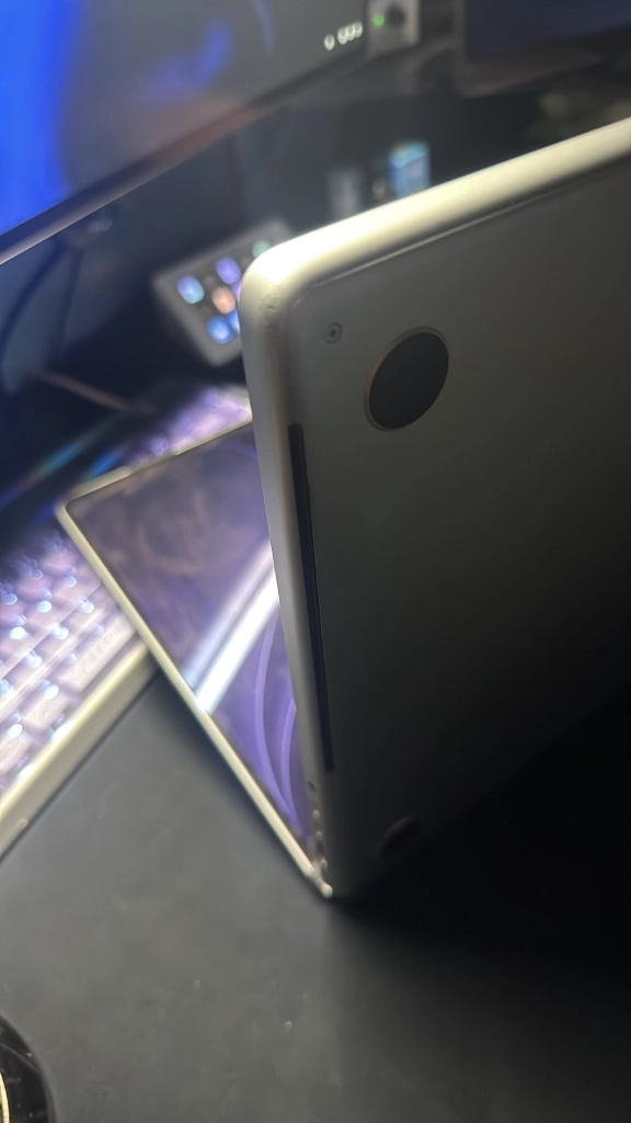 맥북프로 M1 Pro 16인치 이미지
