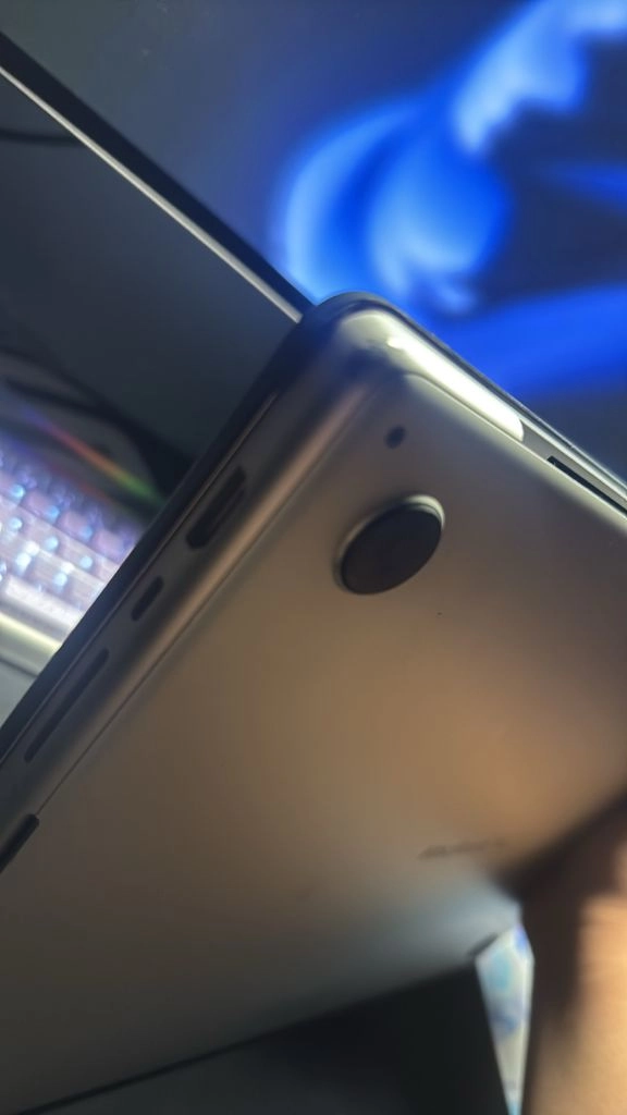 맥북프로 M1 Pro 16인치 이미지