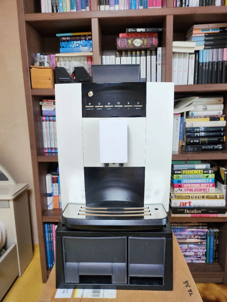 전자동 커피머신 칼렘1602 pro - 안심되는 중고거래