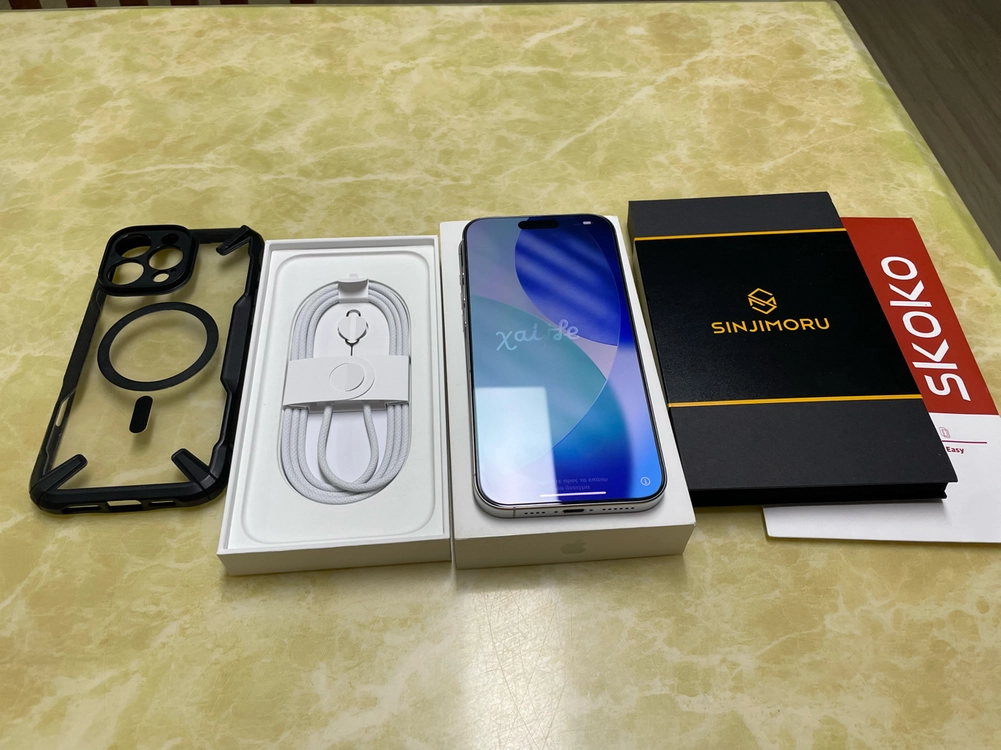 아이폰 16 프로 맥스 256GB 자급제 이미지