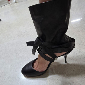 샤넬 정품 앵클부츠 이미지