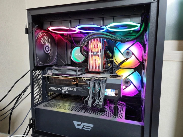 게이밍 컴퓨 (본체 12700k 3080ti - 안심되는 중고거래