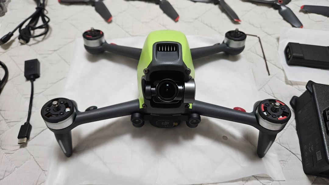 dji FPV(레이싱 드론) 콤보, 플라이모어 키트 양도해요. 이미지