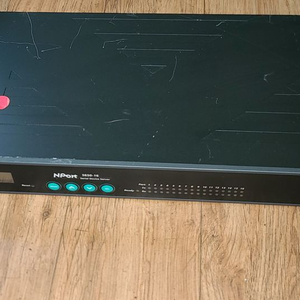MOXA NPort 5650-16 시리얼 디바이스 이미지
