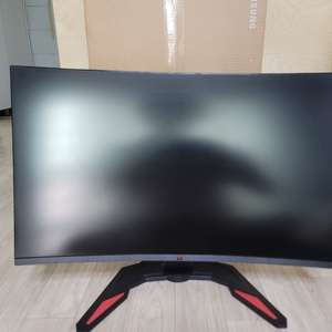 Gmaster QHD 32인치 165Hz 게이밍 모니터 이미지