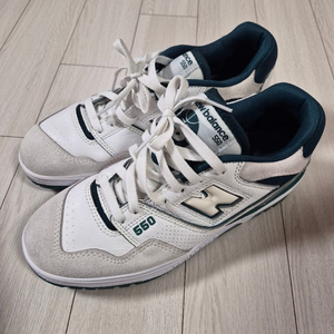 뉴발란스 550 스니커즈 화이트 빈티지 틸(BB550STA) 운동화 사이즈260두세번 신은거라 새거 같긴해요오염 하 이미지