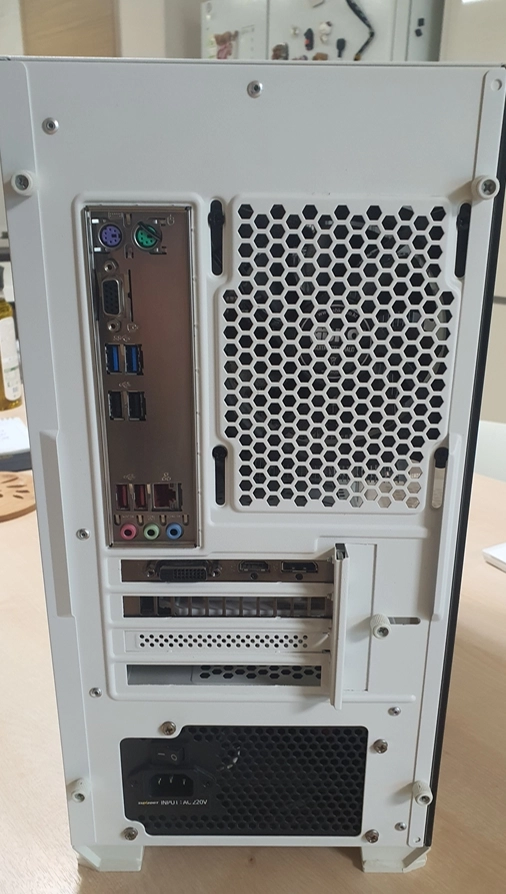 동탄 직거래. I5-9400F, RTX-2060, 램 16G 가성비 게이밍PC 이미지