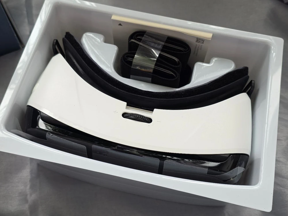 삼성 기어 vr 오큘러스 2개 이미지