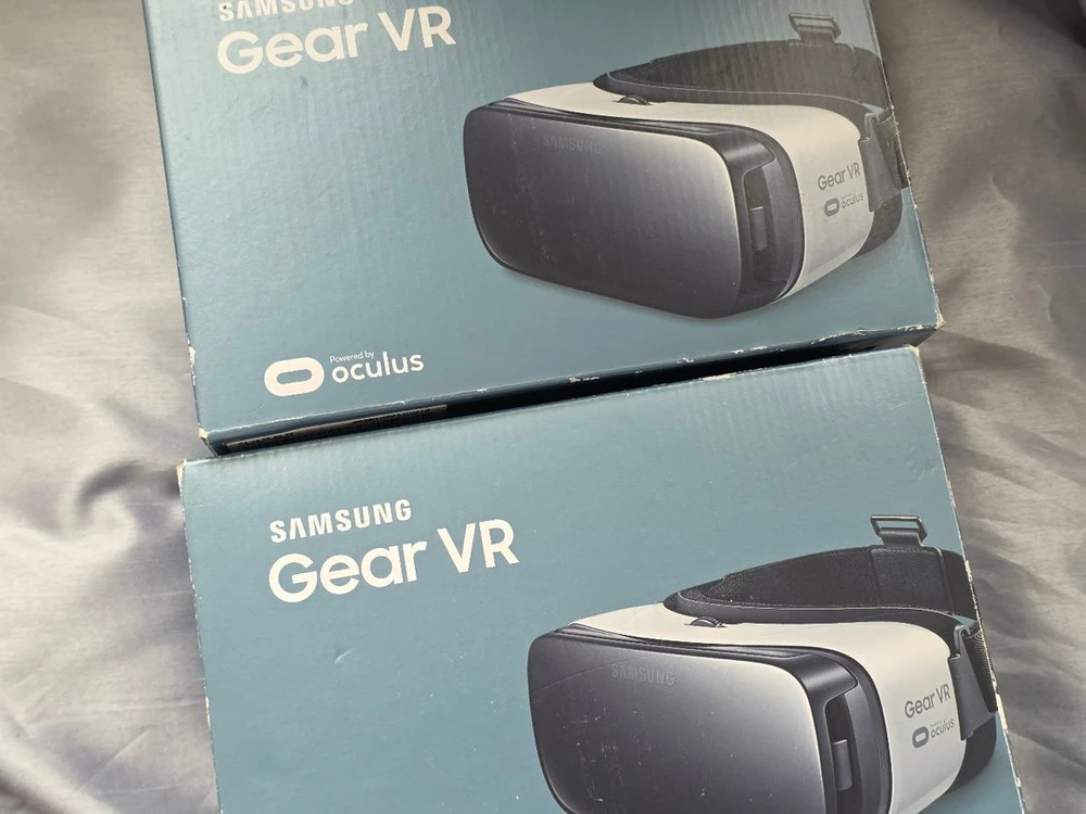 삼성 기어 vr 오큘러스 2개 이미지