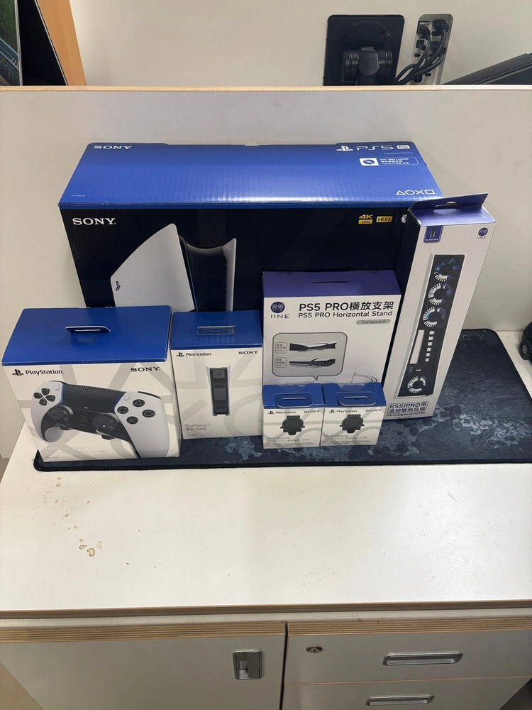 PS5 pro 7022 + SDD 2TB + 엣지 등등 - 안심되는 중고거래