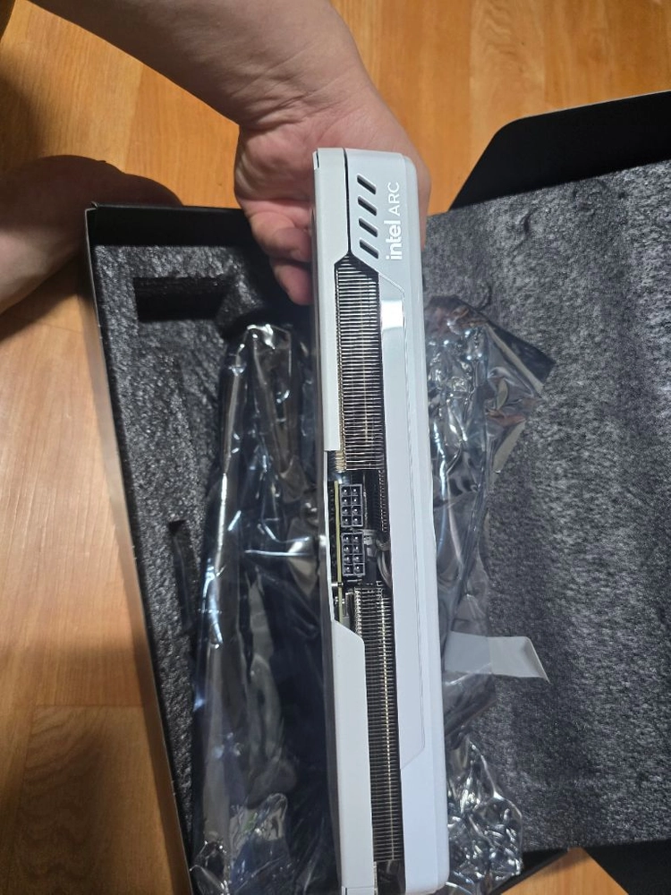 arc b580 화이트 icraft팝니다 이미지