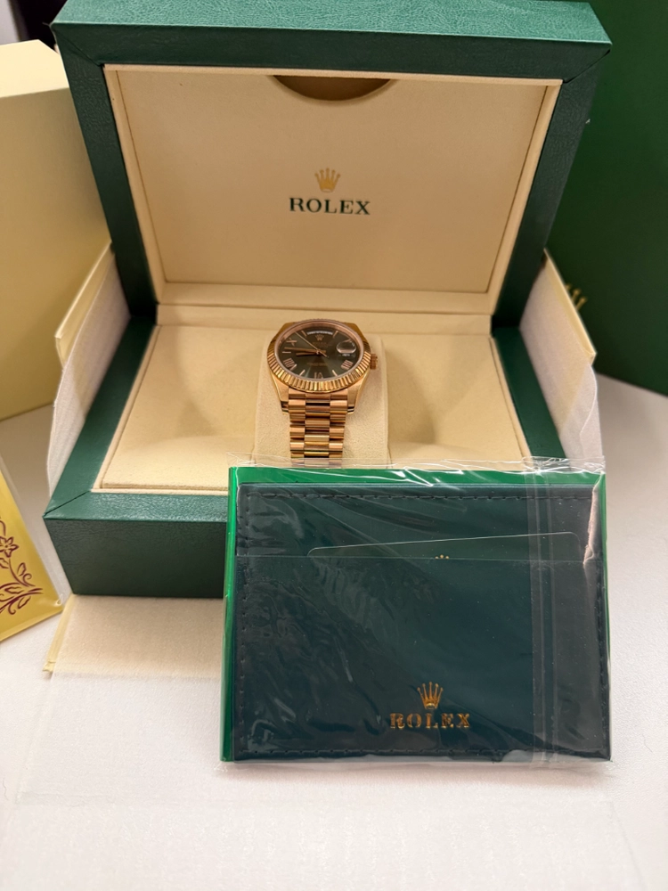 롤렉스 데이데이트 올리브그린 41mm - 안심되는 중고거래