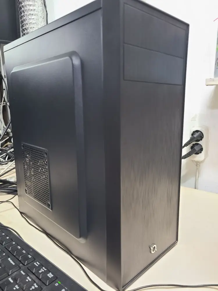 i5데스크탑판매 GT1030그래픽 - 안심되는 중고거래
