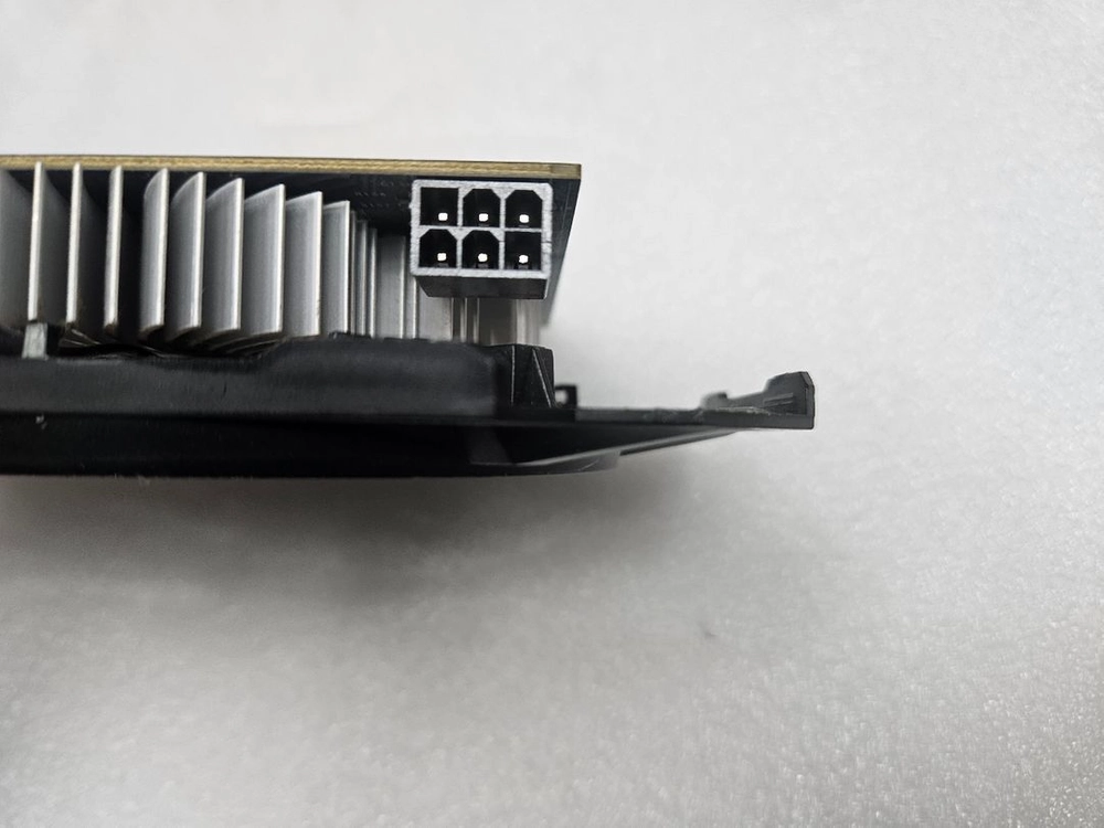 기가바이트 그래픽카드 GTX 750 입니다 이미지
