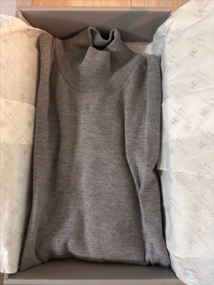 Corneliani 멜란지 니트 스웨터 52 사이즈 11am 타임옴므 r2w 시스템옴므 송지오 우영미 에르메스 송지 이미지