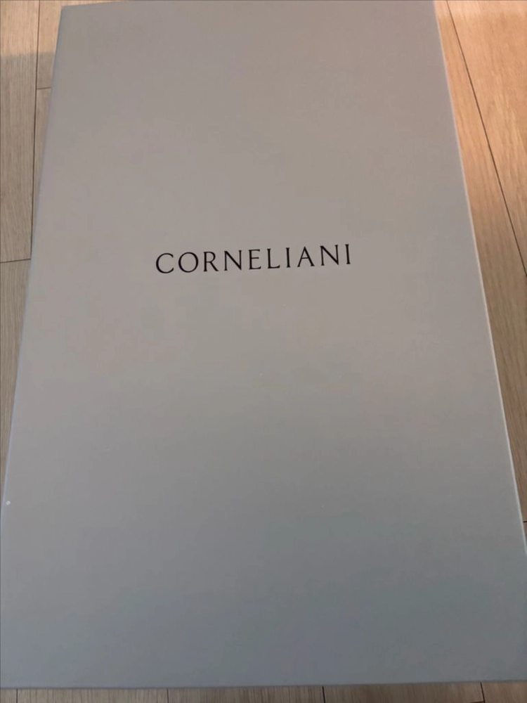 Corneliani 멜란지 니트 스웨터 52 사이즈 11am 타임옴므 r2w 시스템옴므 송지오 우영미 에르메스 송지 이미지