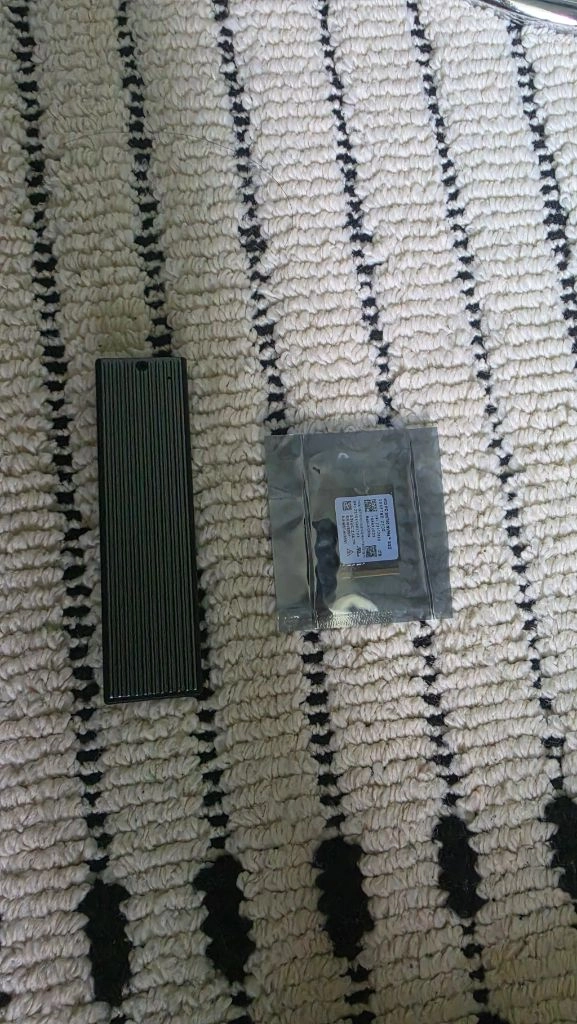 WD SN740 2tb 2230 미개봉 팝니다. 이미지