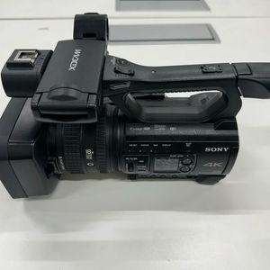 소니 정품 PXW-Z150 4K 캠코더 판매합니다 이미지