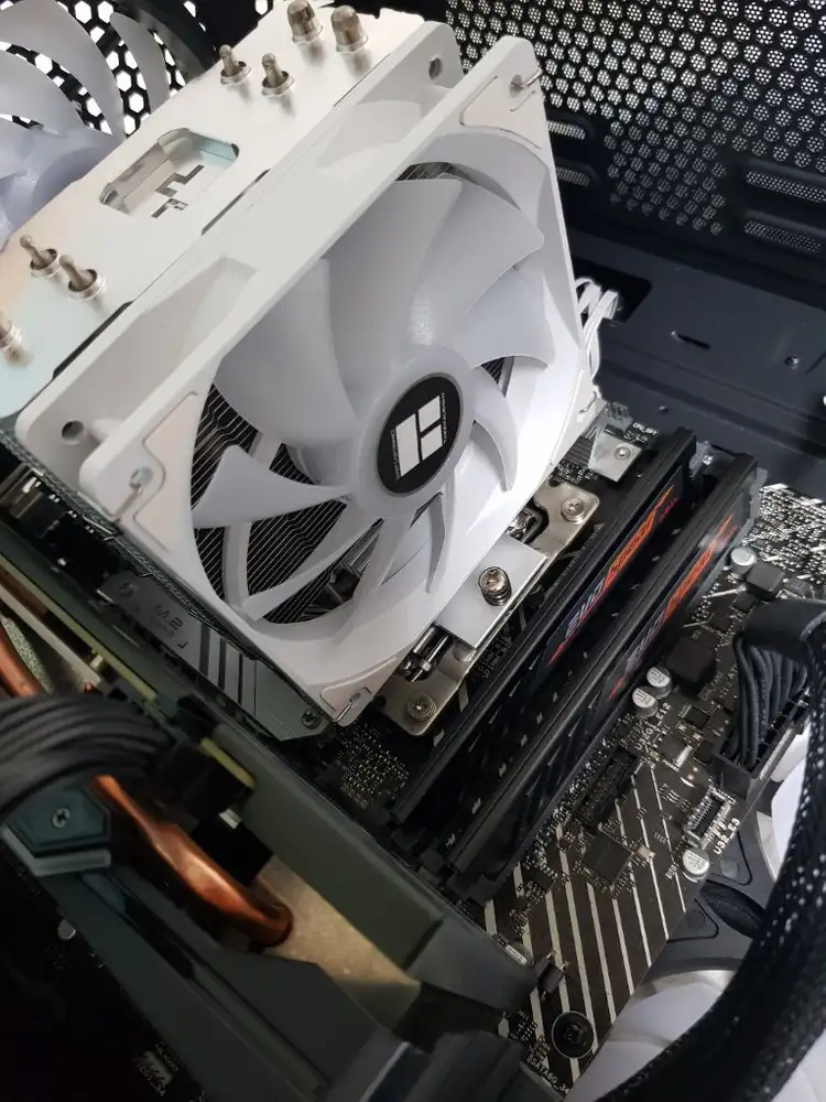 고성능 게이밍 PC 본체 i5 12400f rtx2060 super 이미지