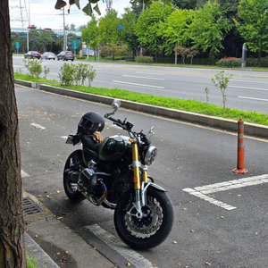 bmw r12 ninet 이미지