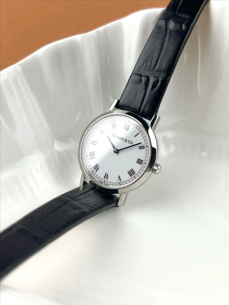 [티파니] TIFFANY&CO Lady round steel watch 이미지