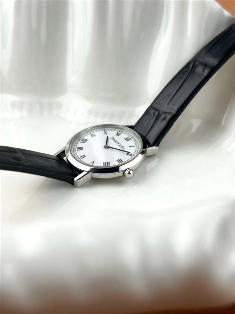 [티파니] TIFFANY&CO Lady round steel watch 이미지