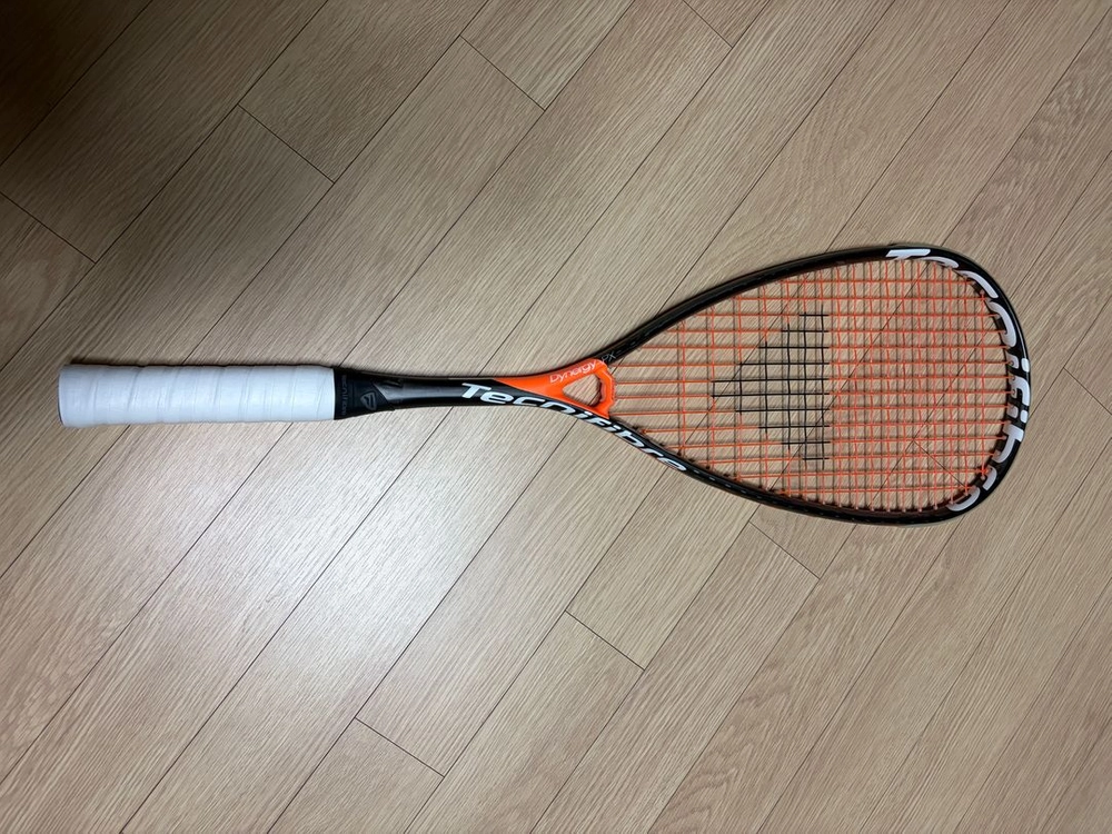 테크니화이버 다이너지 APX 120 스쿼시 라켓 이미지