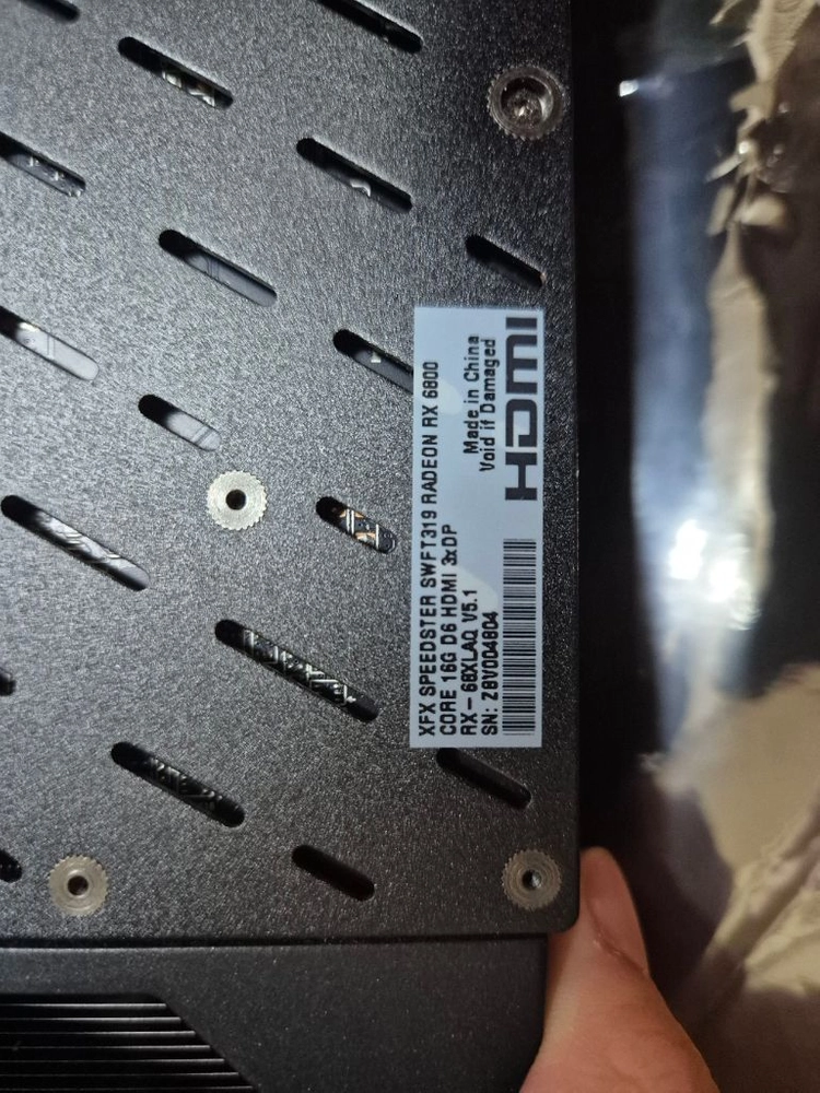 XFX 라데온 RX 6800 팝니다 이미지