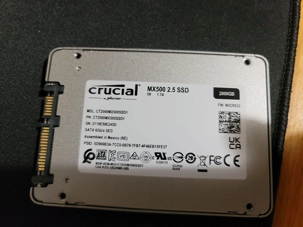 CRUCIAL MX500 2TB 이미지