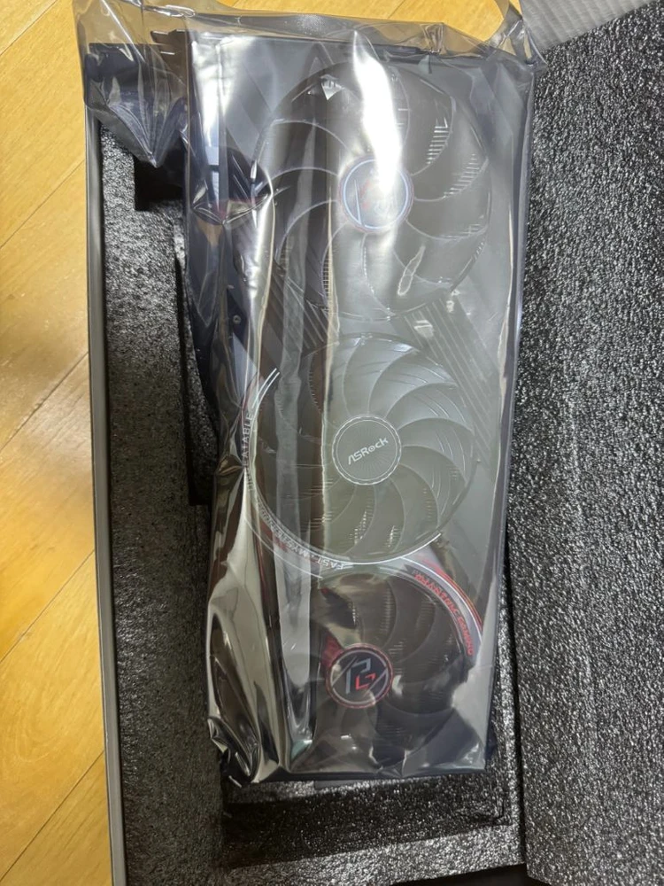 7900 XTX 팬텀게이밍 리퍼미개봉 28년8월까지 보증 7900XTX - 안심되는 중고거래 2